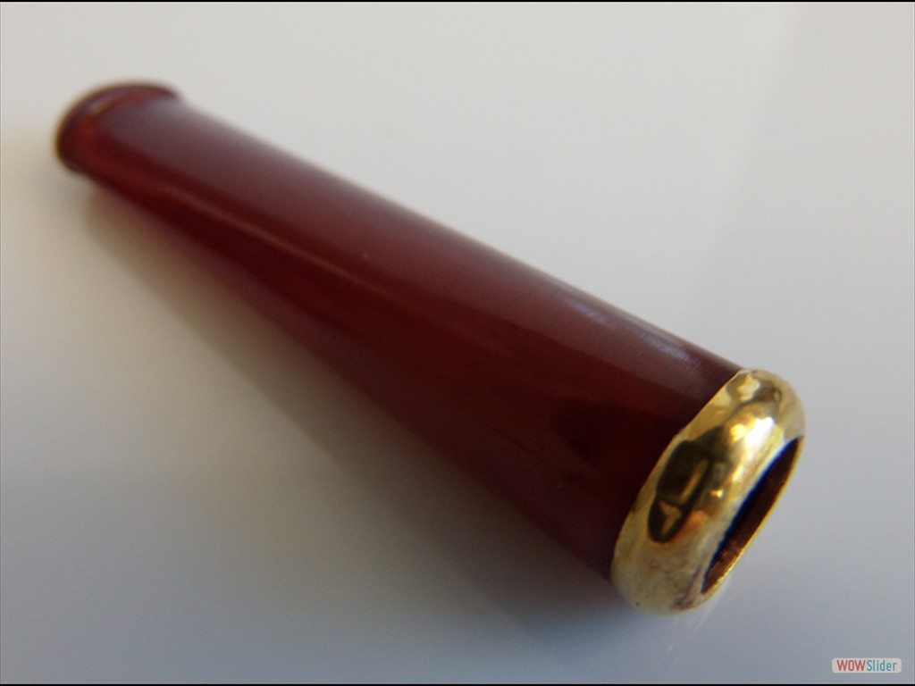 fume-cigarette-en-ambre-bague-or-vers-1920 (4)