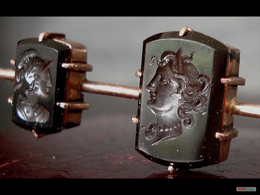 intailles-sur-obsidienne-profils-antiques-monture-or-19ème-x3 (4)