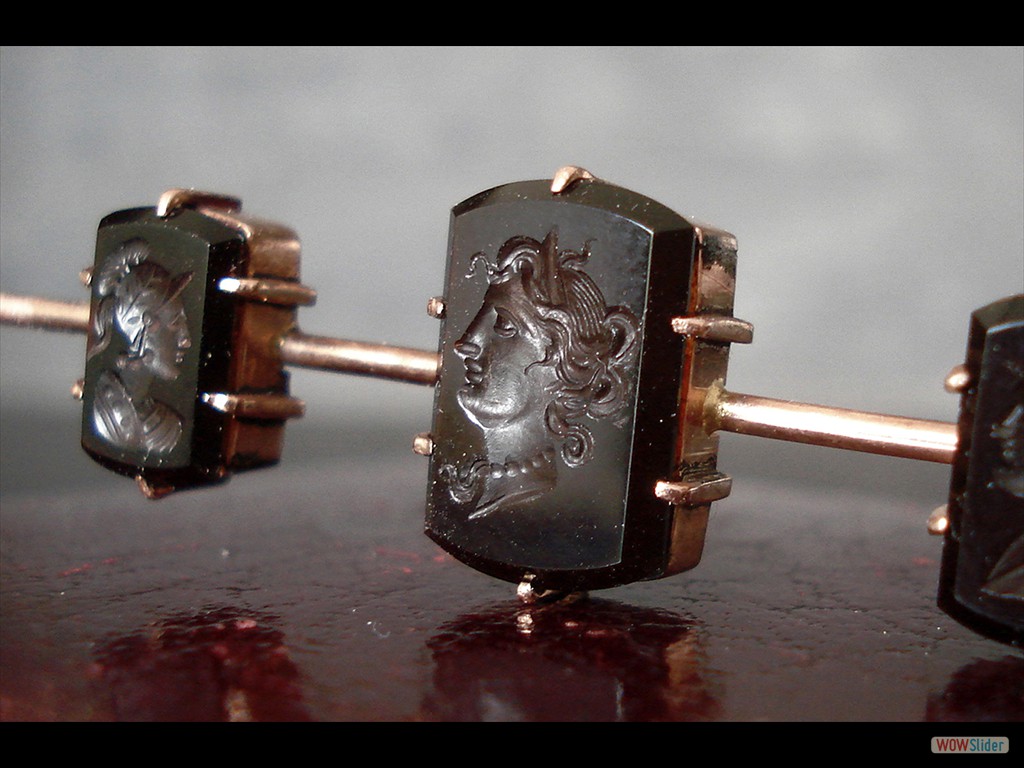 intailles-sur-obsidienne-profils-antiques-monture-or-19ème-x3 (5)