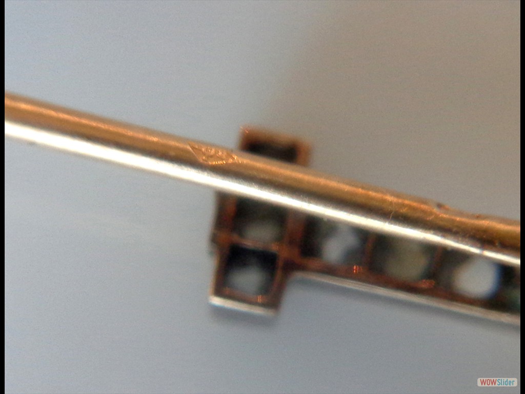 épingle-art-déco-or-et-pierres-poinçon-tête-de-cheval (7)