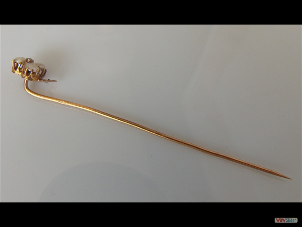 épingle-de-cravate-en-or-18k-dans-son-écrin-19ème (5)